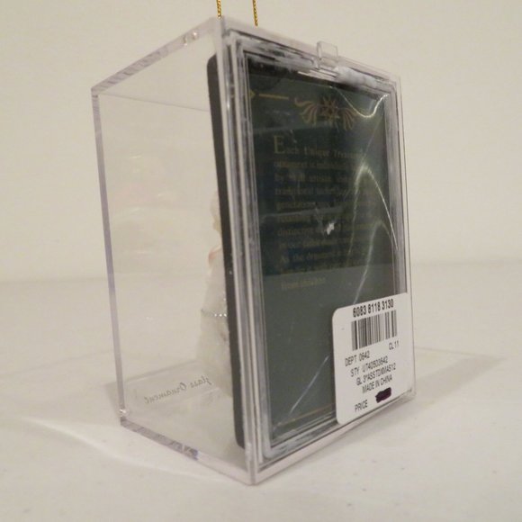 Christmas Glass Ornament Santa Handcrafted by Unique Treasure Gift Box Keepsake - Picture 6 of 6